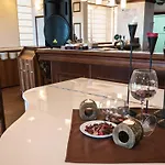Apart Otel Long