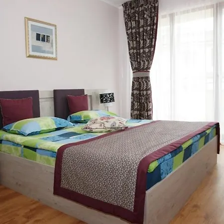 Long 4* Шкорпиловци