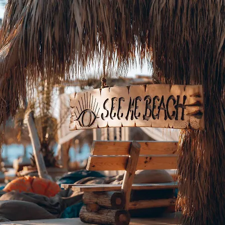 Long Ξενοδοχείο με διαμερίσματα 4*