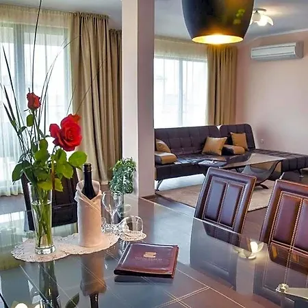 Apart Otel Long Shkorpilovtsi