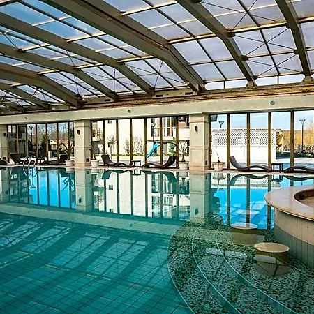 Apart Otel Long Shkorpilovtsi