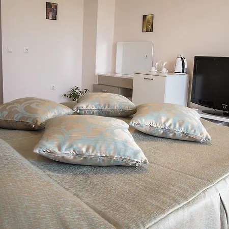 Long Ξενοδοχείο με διαμερίσματα Shkorpilovtsi