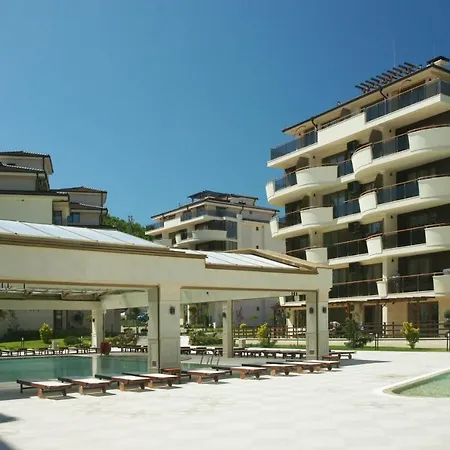 Long Hotel apartamentowy Shkorpilovtsi