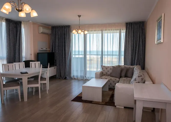 Hotel apartamentowy Long 4*