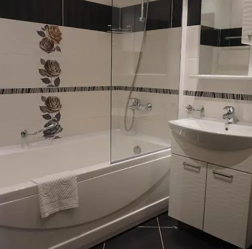 Long Hotel apartamentowy Shkorpilovtsi