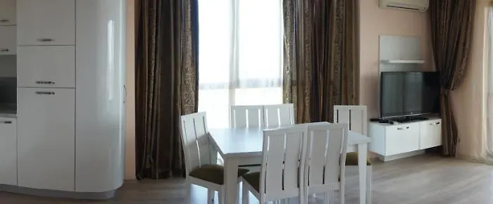 Long Hotel apartamentowy 4*